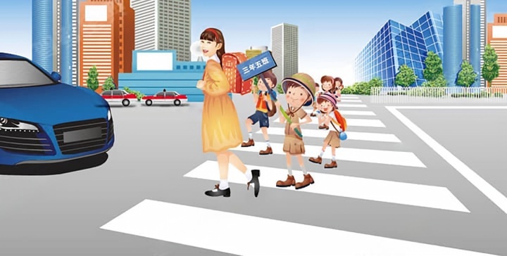 如图所示，蓝色车辆遇到图中情形时，下列做法正确的是？配图
